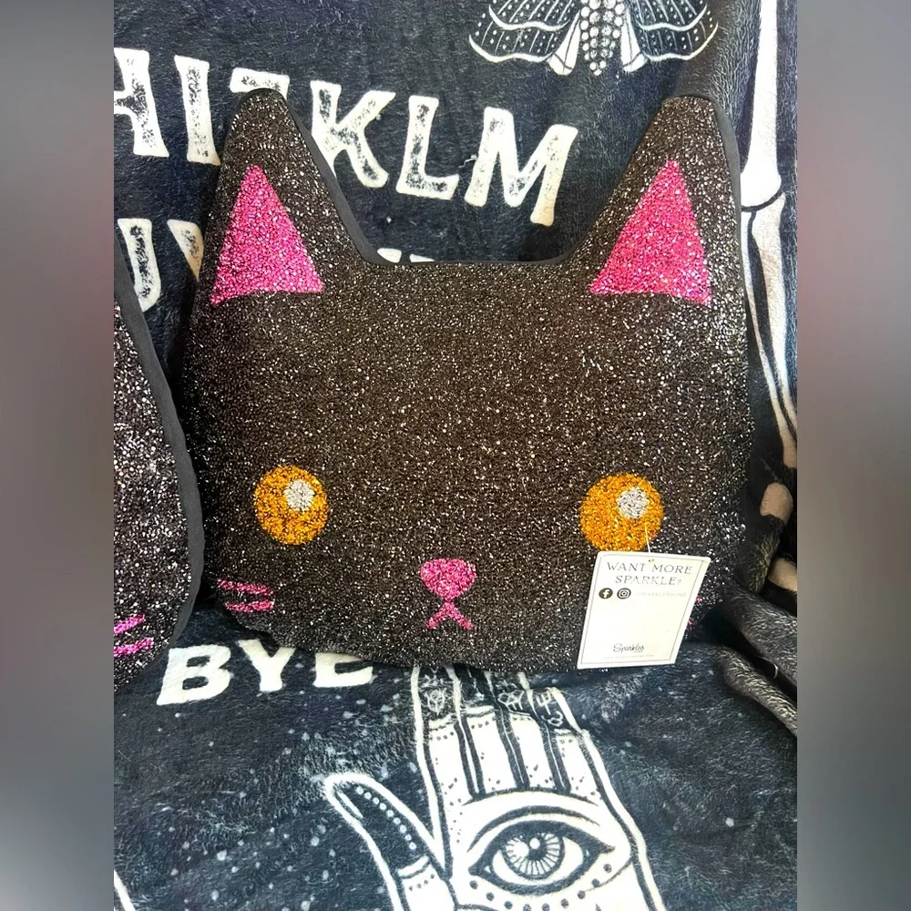 NWT VIRAL Sparkles Home Halloween Glittery Black Sequin Cat Pillow Set Sparkly